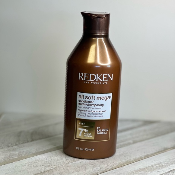 Redken All Soft Mega Conditioner NEW - Picture 1 of 2